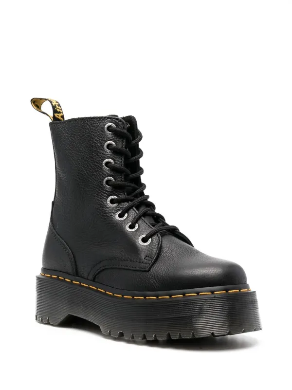 Dr Martens batukai
