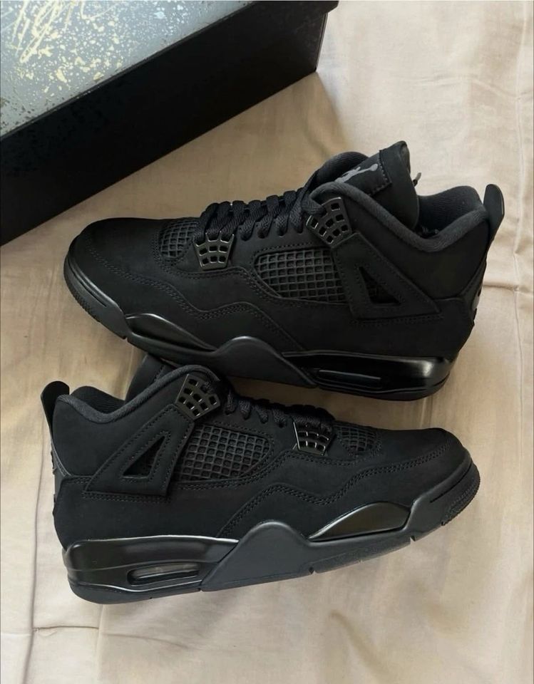 Jordan 4