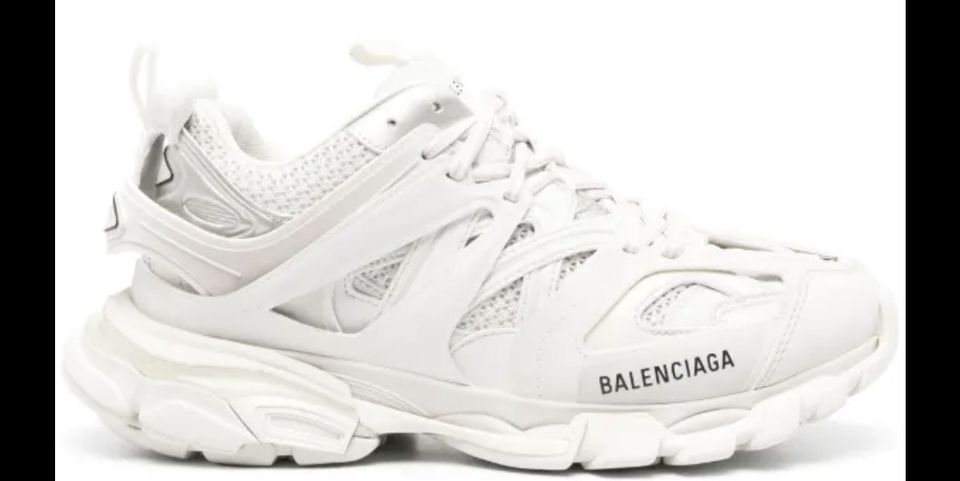 Balenciaga tracks'ai