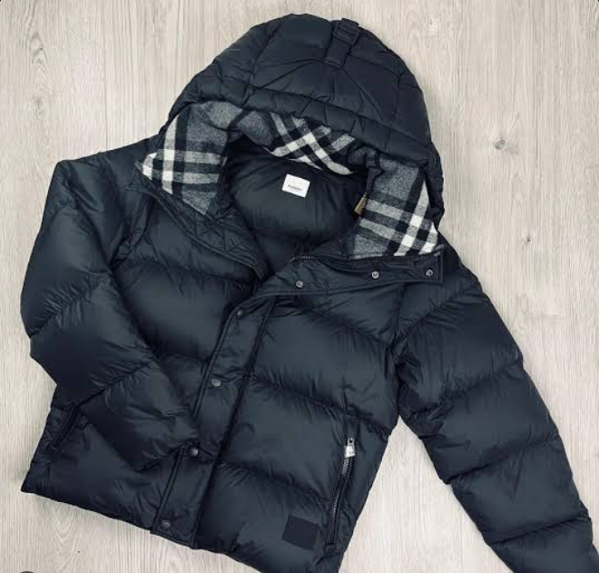 Burberry striuke