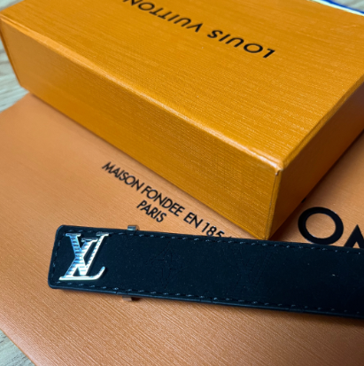 LV Leather Bracelet ( Black, silver logo )