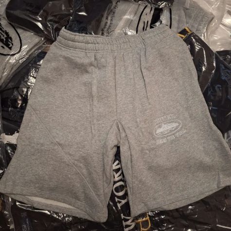 Corteiz Shorts (PILKI)