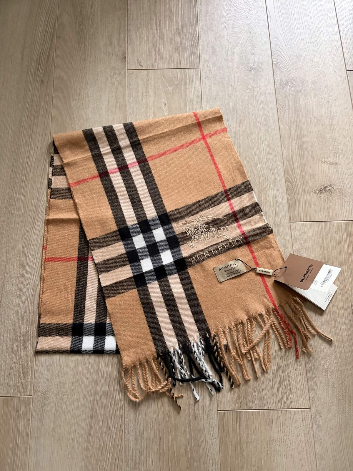 1:1 Burberry Šalikas (beige)