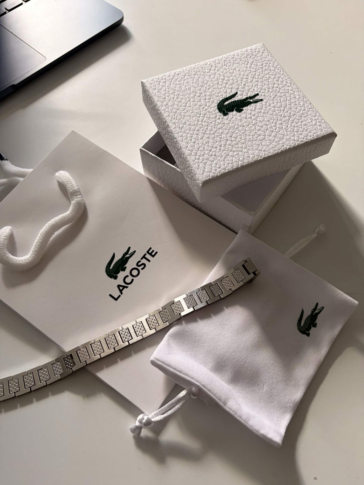 Apyrankė Lacoste