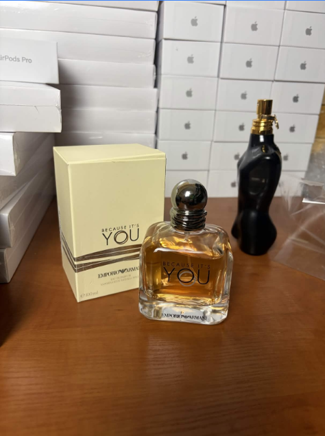 1:1 Emporio Armani (You)