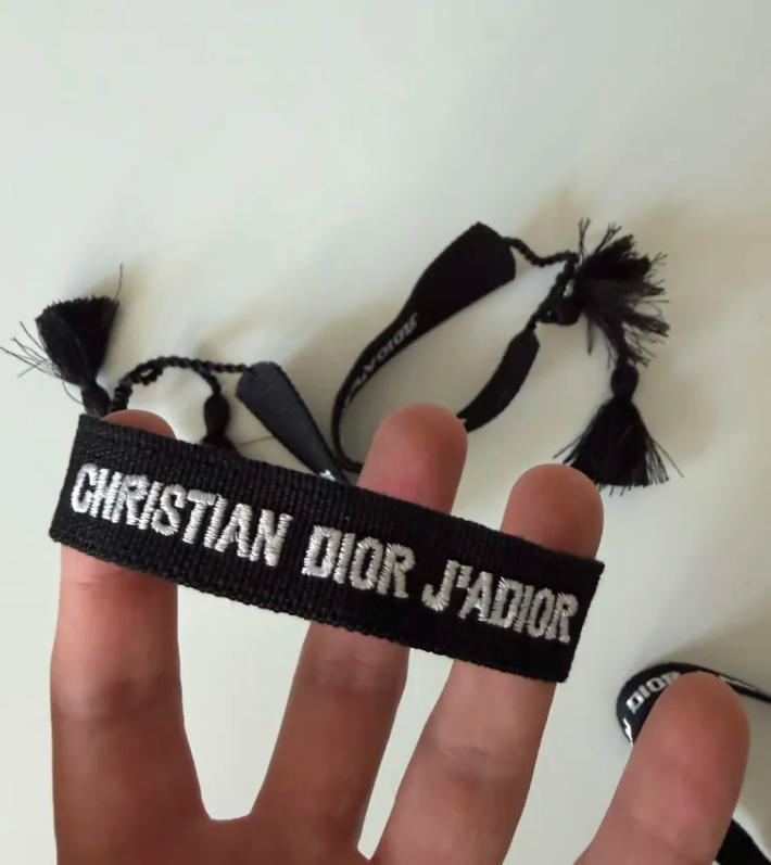 Christian Dior apyrankė (Juoda)