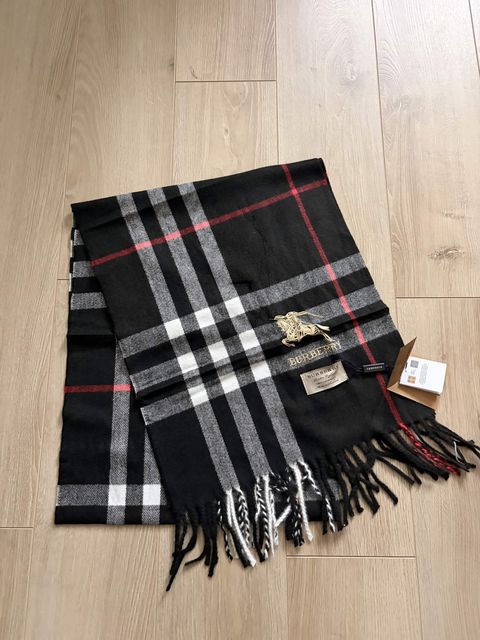 Šalikas Burberry (Juodas/raudona)